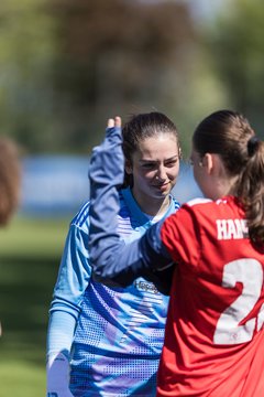 Bild 215 - wBJ Hamburger SV - Hertha BSC : Ergebnis: 5:2